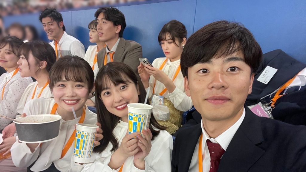 3人の日本テレビ新人アナウンサーの写真
