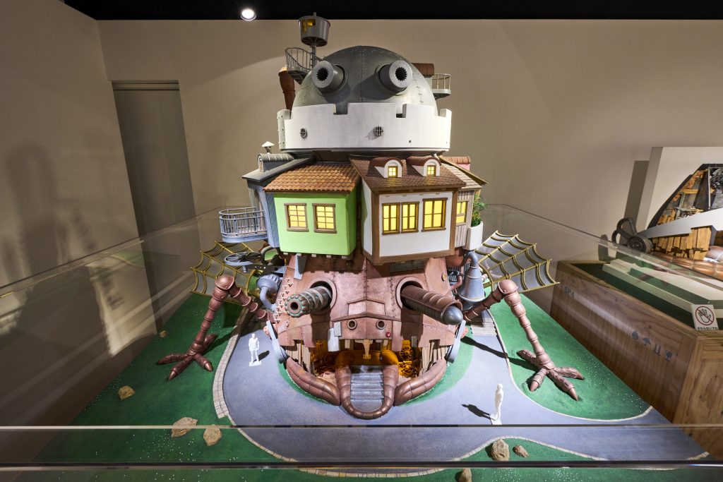 「ジブリパークとジブリ展」東京会場　「ハウルの城 20分の1スケール模型」の写真