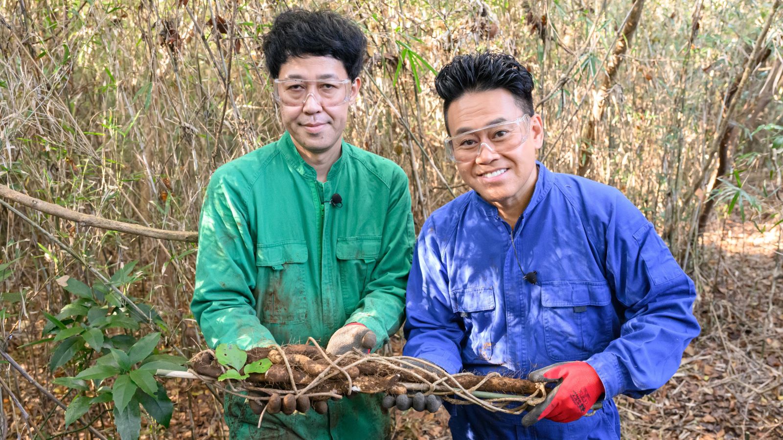 小籔千豊と宮川大輔の写真