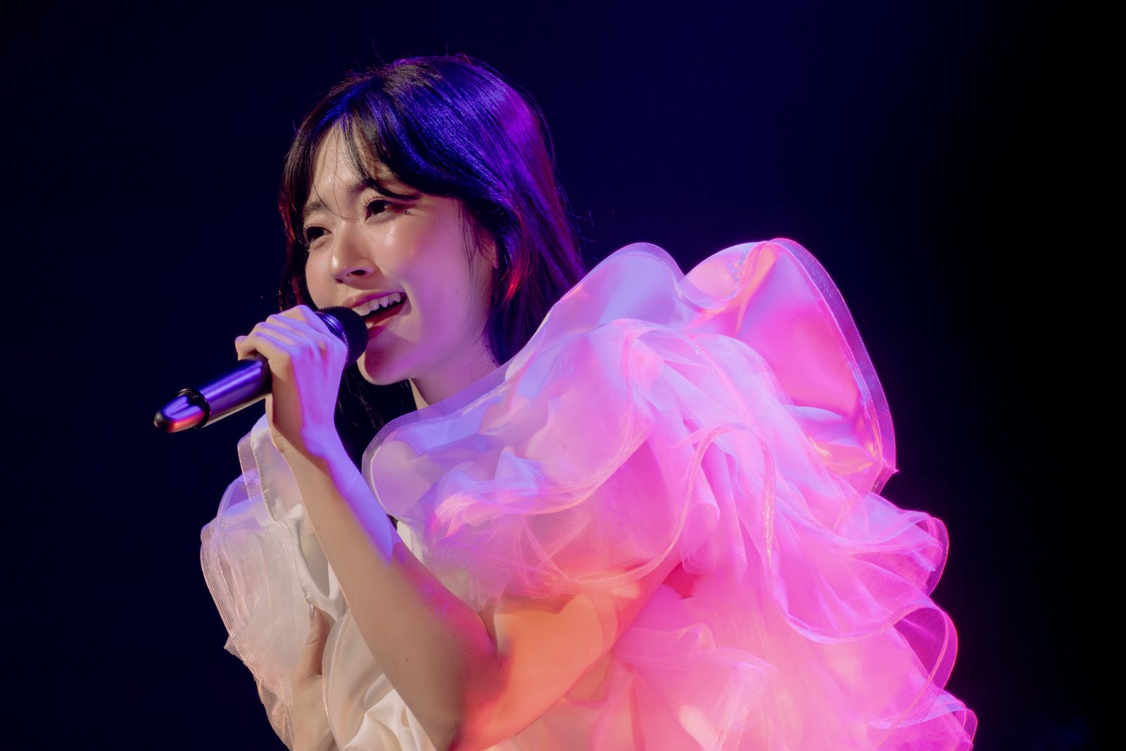 鈴木愛理の写真