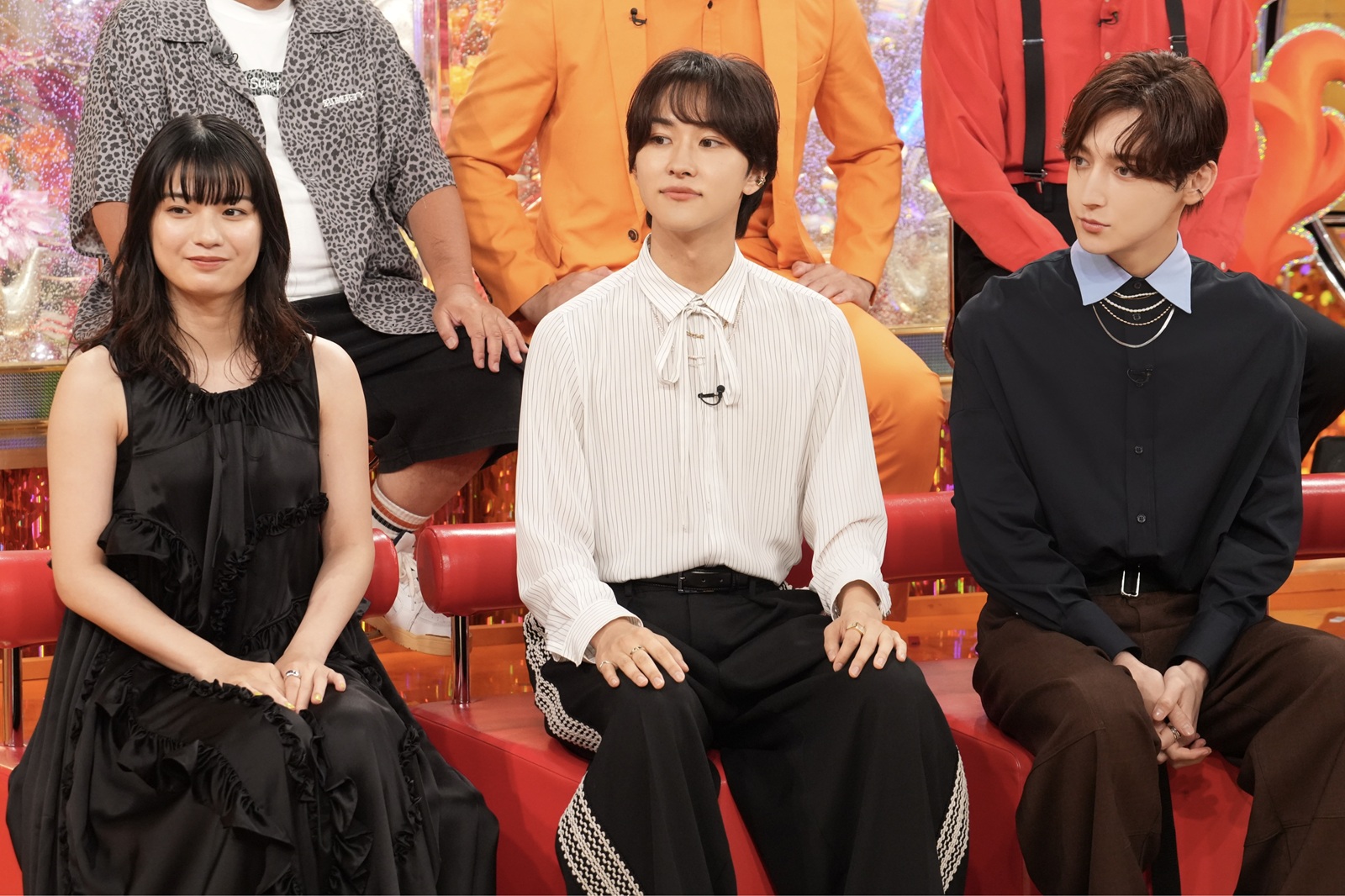 蒔田彩珠とROIROMの本多大夢と浜川路己の写真