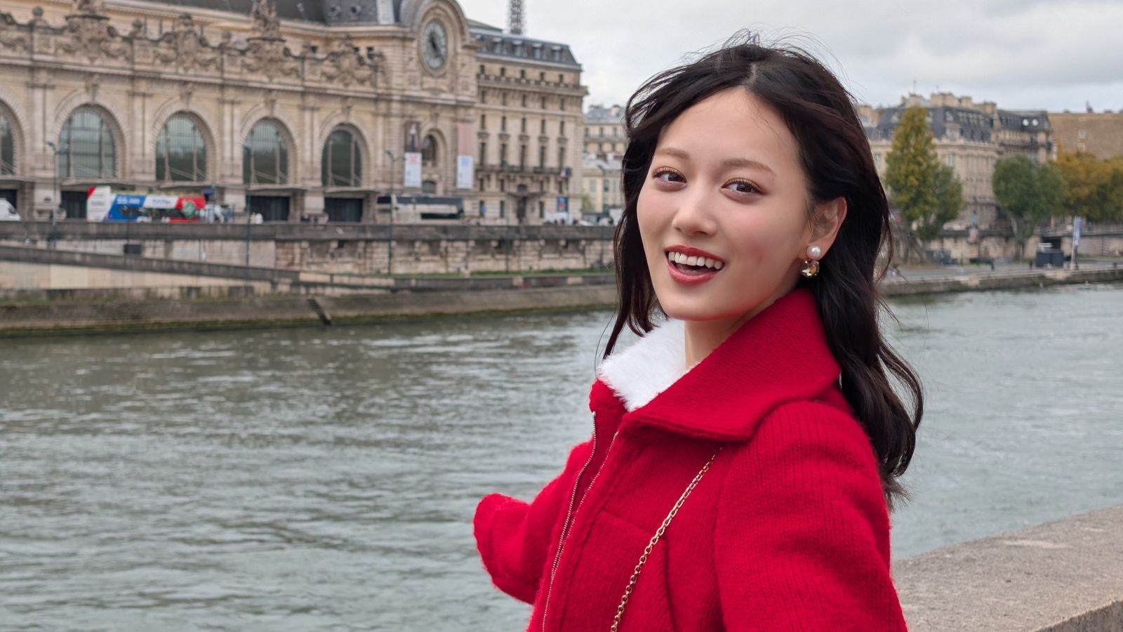 山下美月の写真