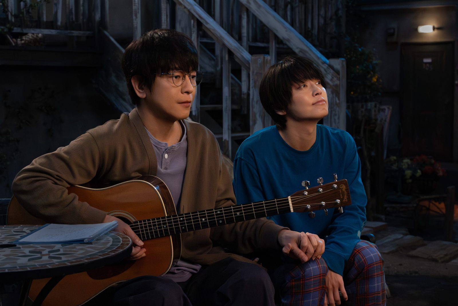 及川光博と手越祐也の写真