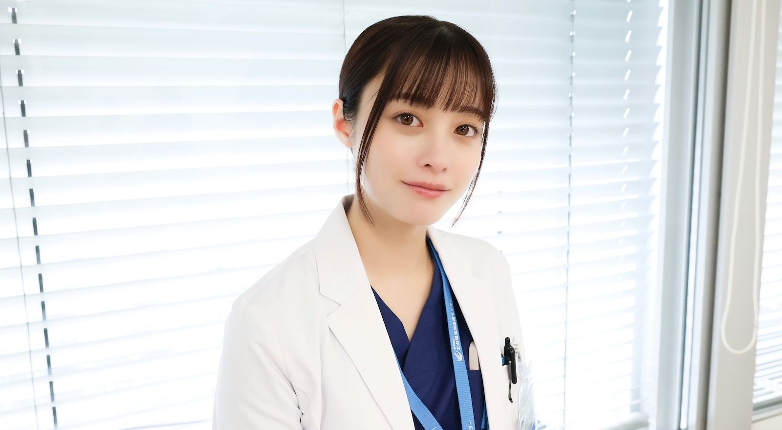 橋本環奈の写真