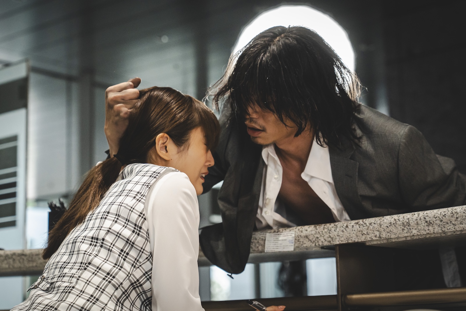 ドラマ『こちら予備自衛英雄補?!』に出演する奥野瑛太、水谷果穂