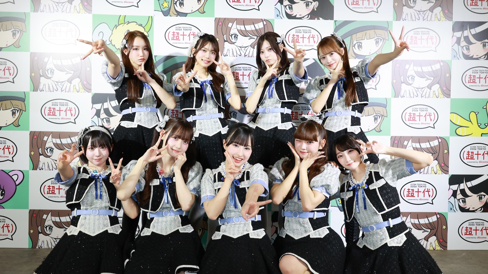 アイドルグループ「高嶺のなでしこ」の写真