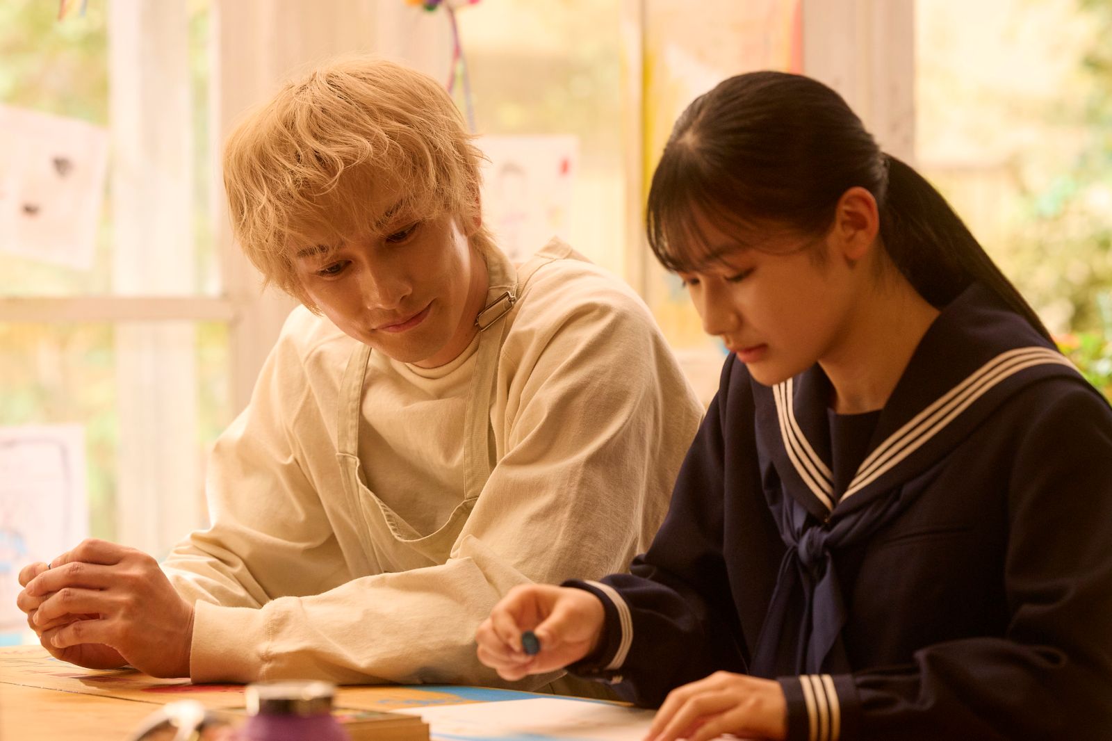 町田啓太と藤本唯千夏の写真